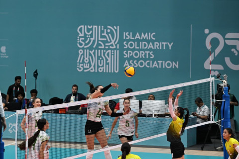 Игры исламской солидарности: женская сборная Азербайджана уверенно обыграла команду Таджикистана - ФОТО