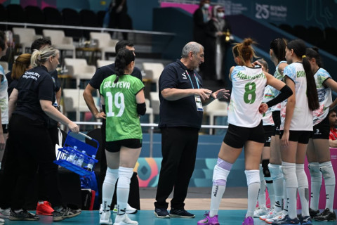 Игры исламской солидарности: женская сборная Азербайджана уверенно обыграла команду Таджикистана - ФОТО