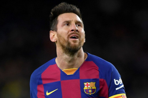 Laporta Messinin şərəfinə yeni “Kamp Nou”da matç keçirmək istəyini bildirib