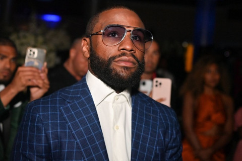 Floyd Meyvezer var-dövlətini göstərib: “Mən bizneslə məşğulam” - FOTO