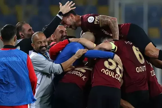 Türkiyə Superliqası: “Gənclərbirliyi” “Başakşehir”dən üstün olub - VİDEO