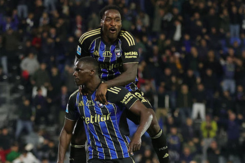 A Seriyası: “Piza” öz meydançasında “Kremoneze”yə məğlub olub - VİDEO