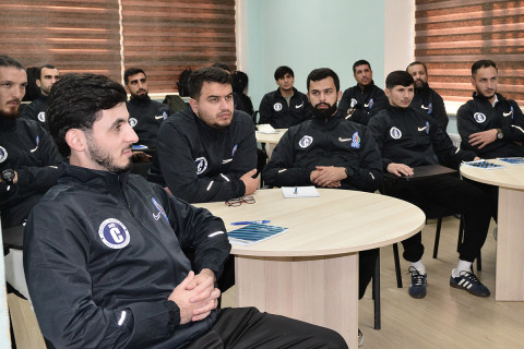 В Баку продолжается третий этап курса тренеров УЕФА - ФОТО