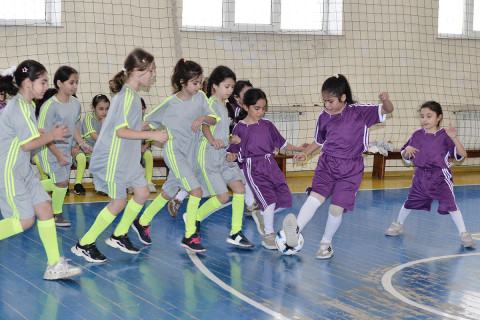 Bakıda UEFA-nın dəstəyi ilə keçirilən “Məktəbli Qızlar” turnirinə start verilib - FOTO