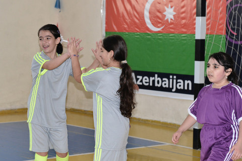 Bakıda UEFA-nın dəstəyi ilə keçirilən “Məktəbli Qızlar” turnirinə start verilib - FOTO