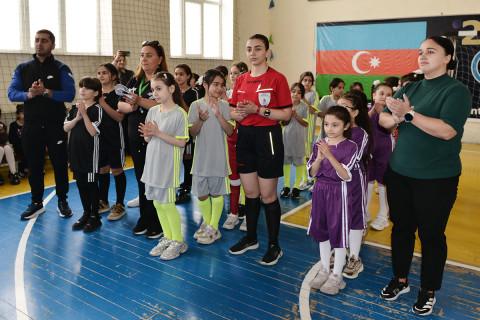 Bakıda UEFA-nın dəstəyi ilə keçirilən “Məktəbli Qızlar” turnirinə start verilib - FOTO