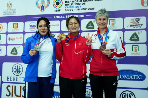 Azərbaycan atıcısı dünya çempionatında gümüş medal və yeni rekorda imza atdı - FOTO