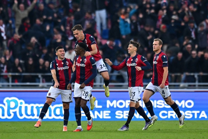 "Наполи" на выезде уступил "Болонье", "Дженоа" и "Фиорентина" разошлись миром - ВИДЕО