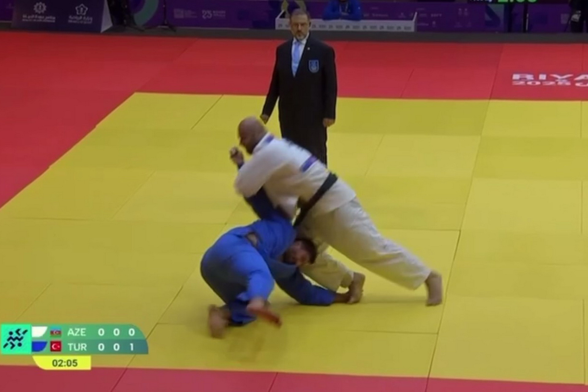 Uşangi Kokauri rəqibini İPPON-la məğlub etdi - VİDEO