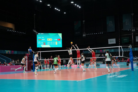 Azərbaycanın voleybol millisi Türkiyəyə yığmasına uduzdu - FOTO