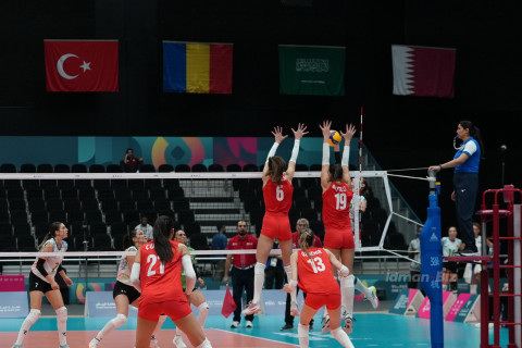 Azərbaycanın voleybol millisi Türkiyəyə yığmasına uduzdu - FOTO