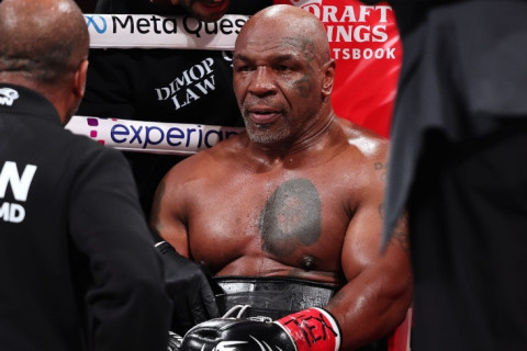 Mayk Tayson Ceyk Pola uduzmasının səbəbini izah edib