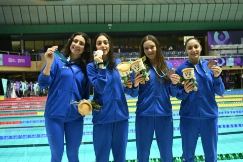 Женская сборная Азербайджана по плаванию завоевала "бронзу" на VI Играх исламской солидарности