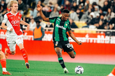 “Lans” azlıqda səfərdə “Monako”nu darmdağın edib