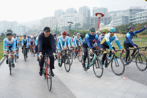 “Bayrağımız – qürur mənbəyimizdir!” devizi altında veloyürüş keçirildi - FOTO