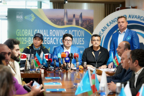 Гребцы поучаствовали в мероприятии в честь Победы и Дня флага Азербайджана - ФОТО