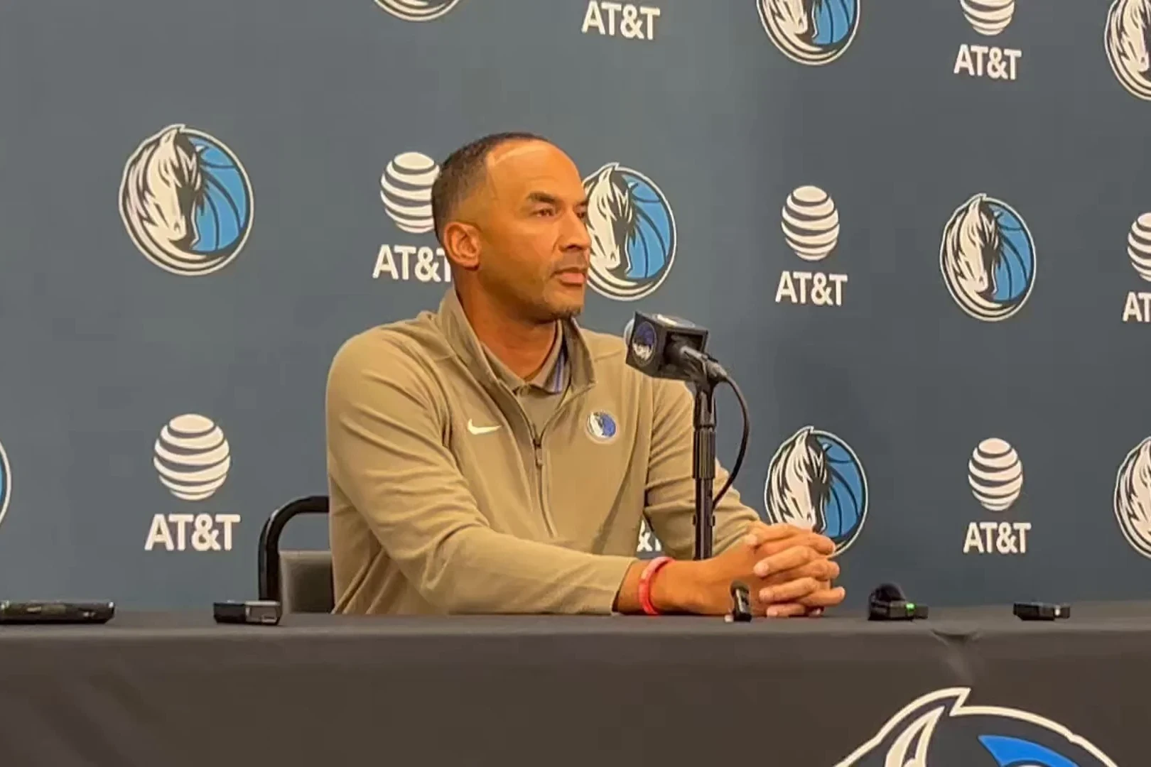 В НБА уволили генерального менеджера, обменявшего Луку Дончича