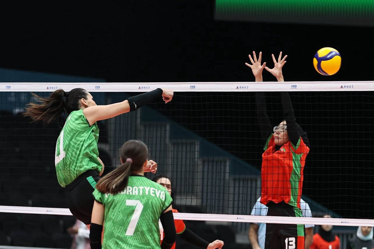 İslamiada: Azərbaycanın voleybol millisi dördüncü oyunda qələbə qazanıb