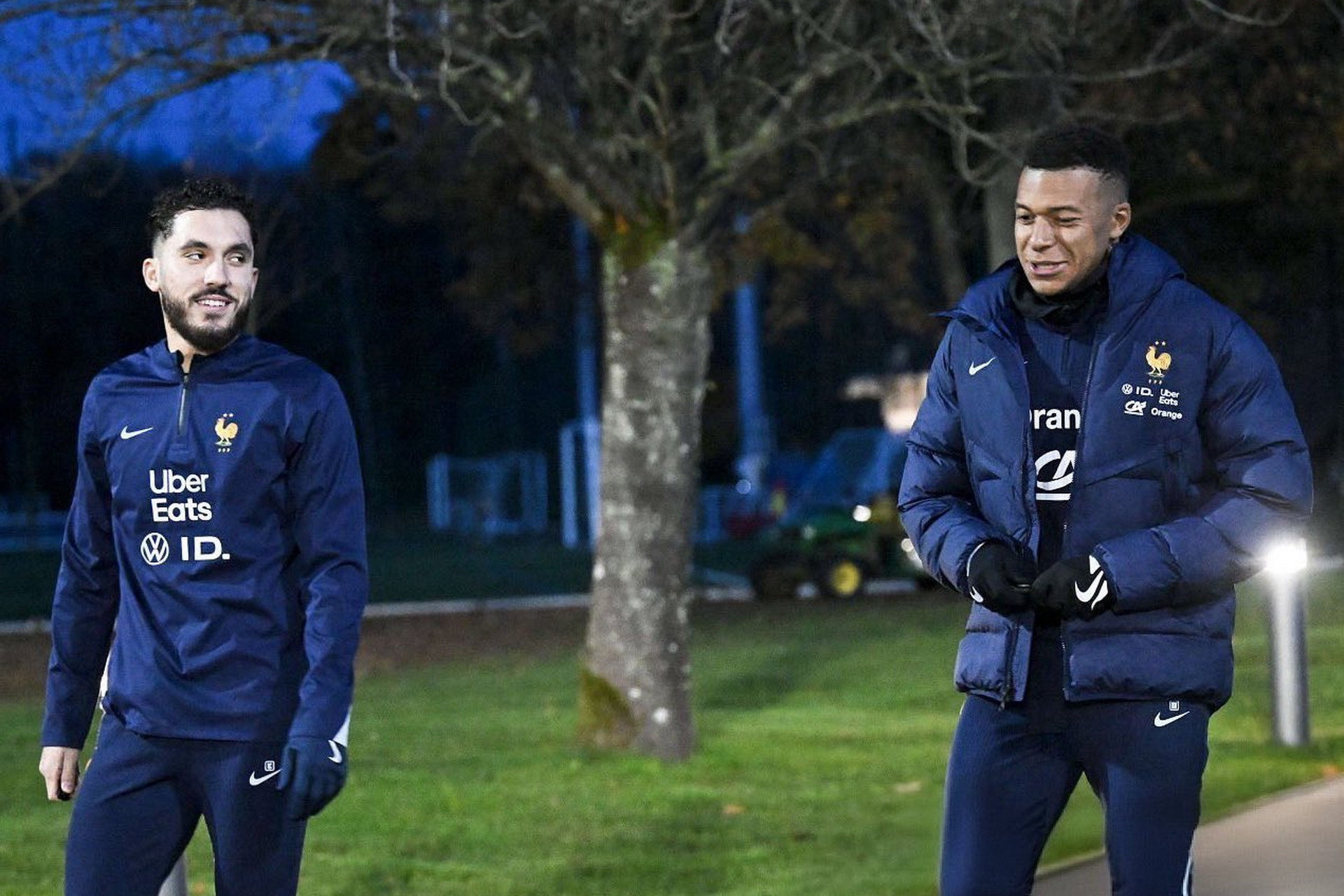 Mbappe iki futbolçunu təriflədi