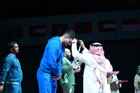 Azərbaycan ağırlıqqaldıranı VI İslam Həmrəyliyi Oyunlarını iki medalla tamamlayıb - YENİLƏNİB + FOTO