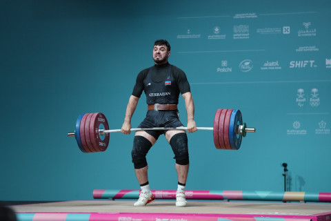 Azərbaycan ağırlıqqaldıranı VI İslam Həmrəyliyi Oyunlarını iki medalla tamamlayıb - YENİLƏNİB + FOTO