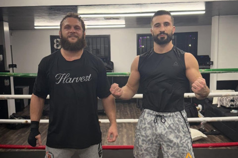 Рафаэль Физиев пошутил над Назимом Садыховым: "Все его подписчики, переходите ко мне!" - ФОТО