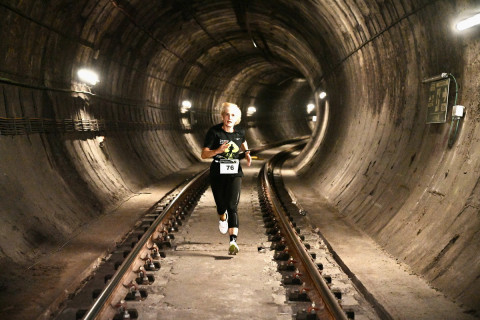 Barselonada metronun 100 illiyinə həsr olunan qeyri-adi qaçış yarışı keçirilib - FOTO/VİDEO