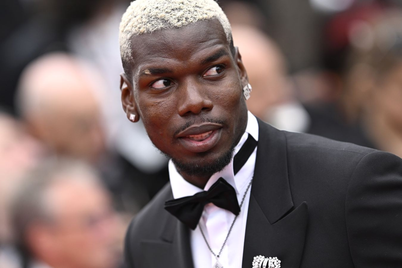 Более 70 спортсменов призвали УЕФА отстранить Израиль от участия в соревнованиях