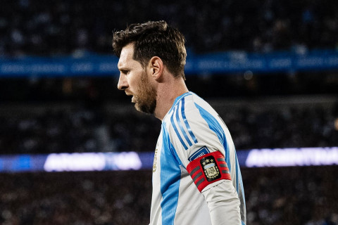 Messi iki çətin sualla üzləşib