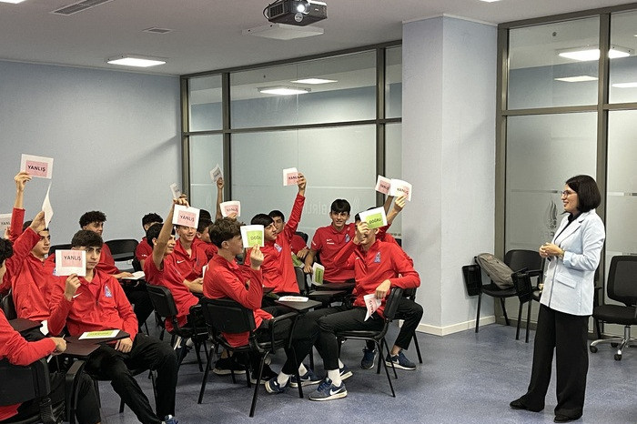 Azərbaycan U-15 futbol millisi üçün seminar təşkil edilib - FOTO