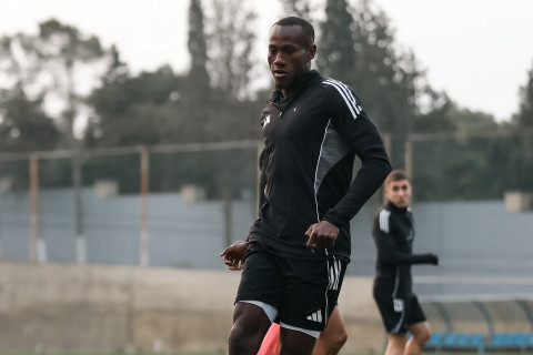 “Qarabağ” “Sumqayıt” və “Napoli” ilə oyunlara belə hazırlaşır - FOTO