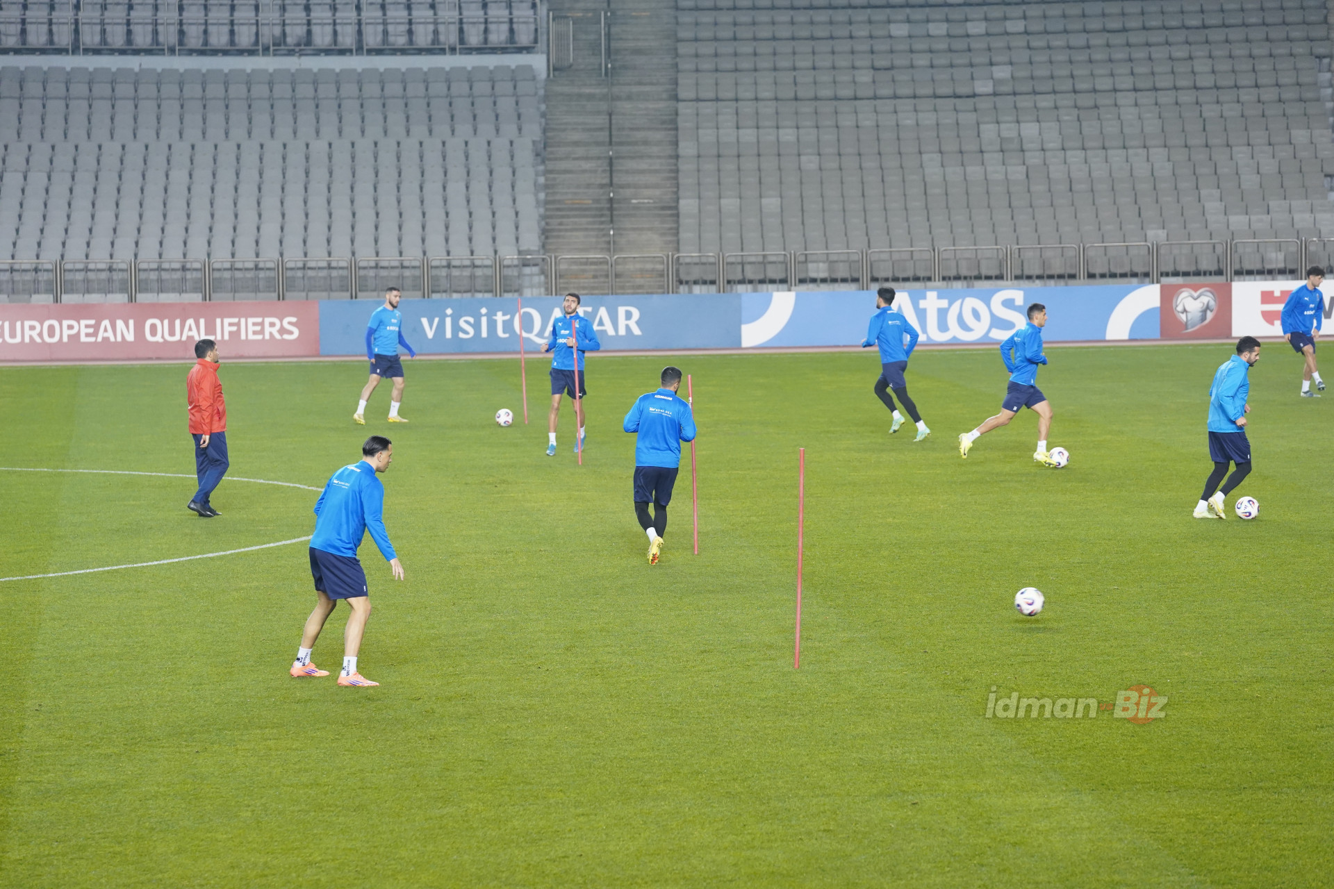 Azərbaycan yığması Fransa ilə qarşılaşma öncəsi Bakıda məşq edib - FOTO/VİDEO