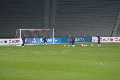 Azərbaycan yığması Fransa ilə qarşılaşma öncəsi Bakıda məşq edib - FOTO/VİDEO