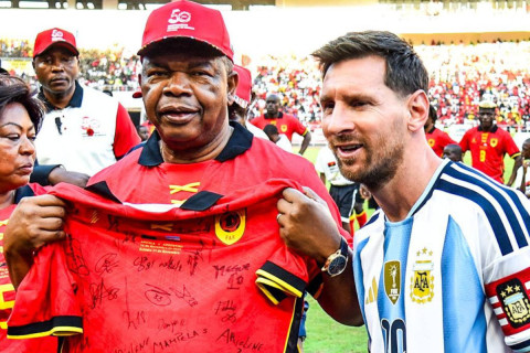 Messi Anqola prezidentindən xüsusi mükafat alıb