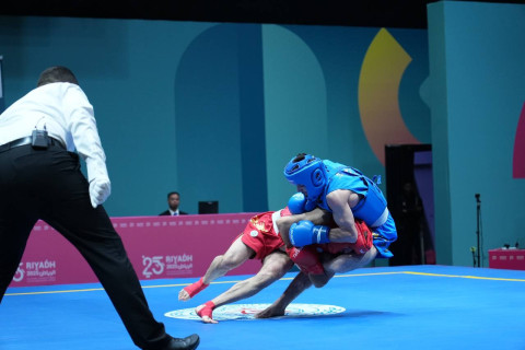 Azərbay­canlı döyüşçü İslamiadada bürünc medal qazandı – FOTO