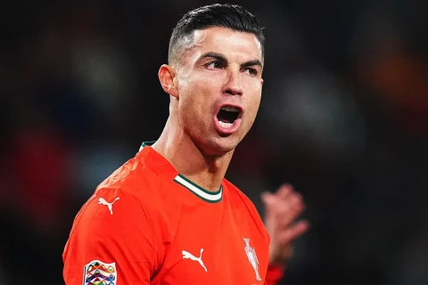 Kriştianu Ronaldu Ermənistana qarşı oyun öncəsi komanda yoldaşlarına müraciət edib