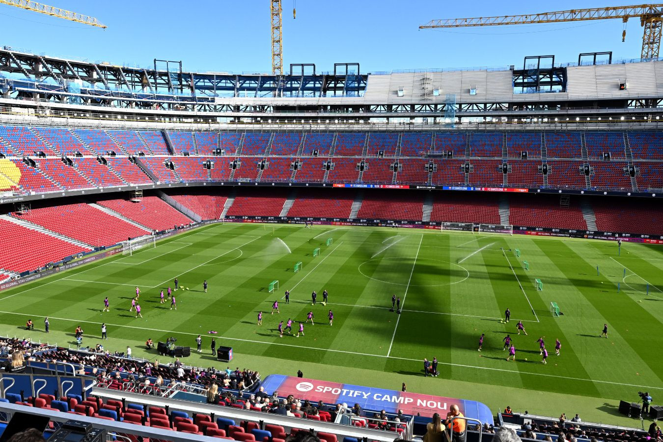 “Barselona” 2,5 ildən sonra “Kamp Nou”da ilk oyununu anons edib