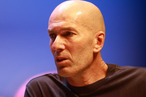 Зидан летом возглавит сборную Франции - СМИ