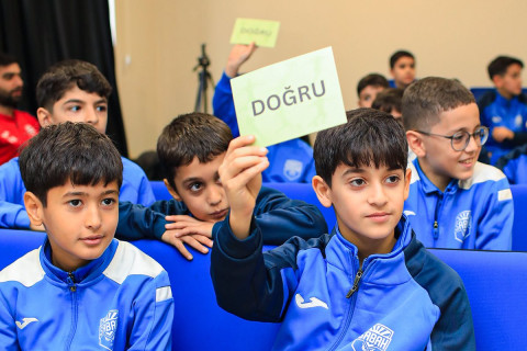 “Sabah”ın akademiyasında uşaq hüquqlarının qorunması mövzusunda seminar keçirilib - FOTO