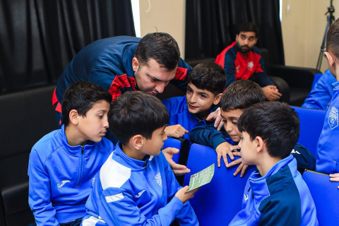 “Sabah”ın akademiyasında uşaq hüquqlarının qorunması mövzusunda seminar keçirilib - FOTO