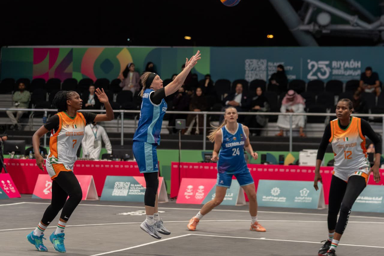3x3 basketbol üzrə qadın millimiz İslam Həmrəylik Oyunlarının yarımfinalında