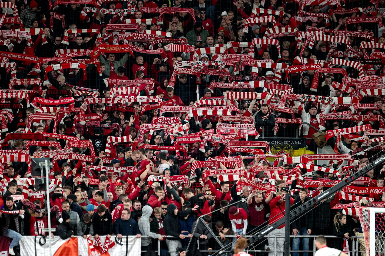 Названы два известных тренера, которые отказались возглавить "Спартак"