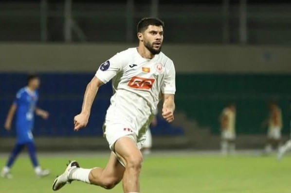 Legioner həyatı yaşayan azərbaycanlı: “Bura mövsümün əvvəlindən gəlsəydim, daha çox qol vura bilərdim” - MÜSAHİBƏ