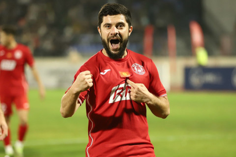 Qırğızıstan klubunda oynayan azərbaycanlı futbolçu: “Ayxan Abbasov milliyə çağırmasa da, işimi görəcəyəm” - MÜSAHİBƏ