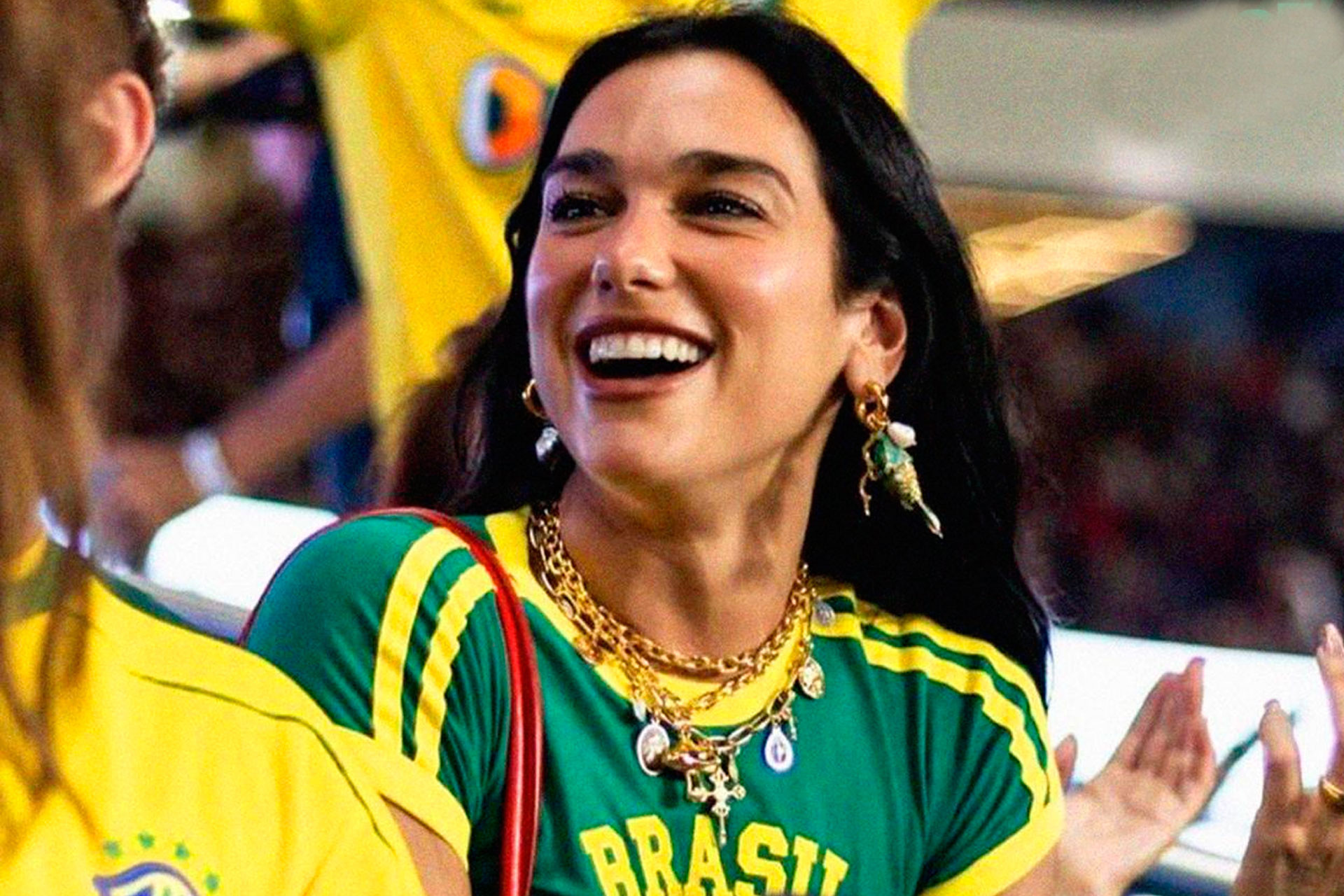 Dua Lipa Cənubi Amerika derbilərini izləməyə davam edir - FOTO