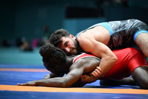 Azərbaycanın daha bir sərbəst güləşçisi İslamiadada finala vəsiqə qazanıb - YENİLƏNİB + FOTO