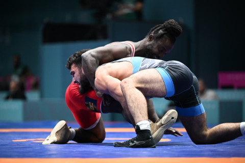 Azərbaycanın daha bir sərbəst güləşçisi İslamiadada finala vəsiqə qazanıb - YENİLƏNİB + FOTO