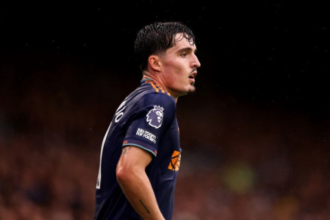 “Mançester Siti” Livramentonu almaq üçün pul və oyunçu təklif etməyə hazırdır