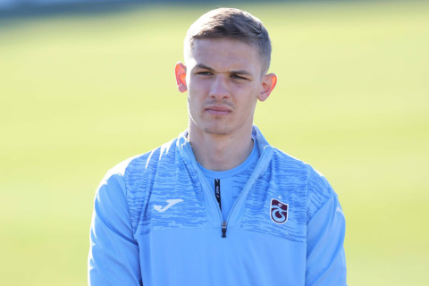 Arda Turan Türkiyədə çıxış edən ukraynalını “Şaxtyor”a qaytarmaq istəyir