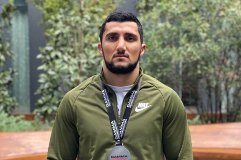 Фарман Гасанов одолел бойца из Узбекистана на турнире в США